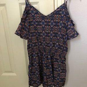 Cold Shoulder Romper With Pockets